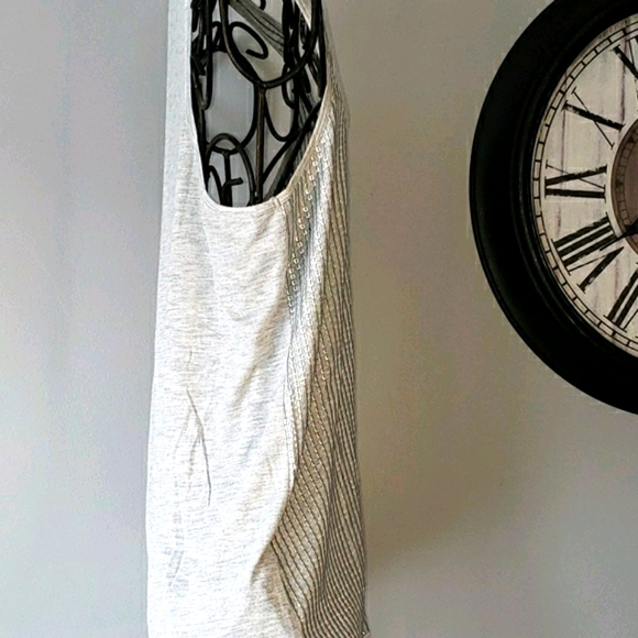 Sequence Tank Top - Picture 3 of 8